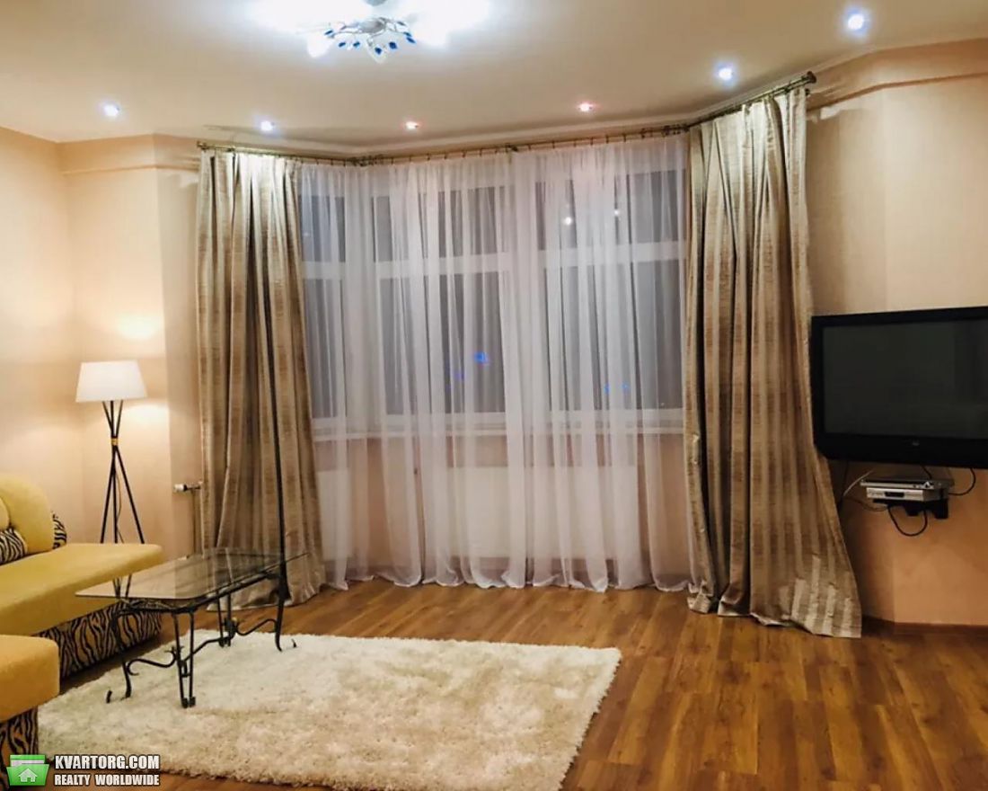 Rent out 1-room apartment. Киев,  Щорса — photo 5