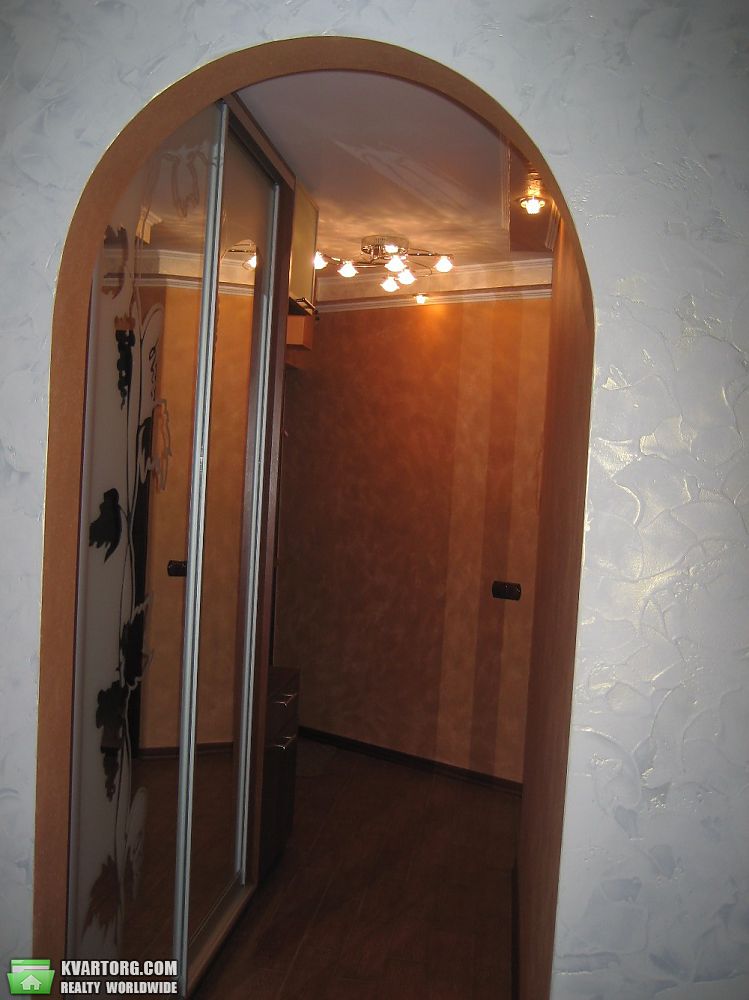 Sell 3-room apartment. Днепропетровск, Коммунаровская — photo 3