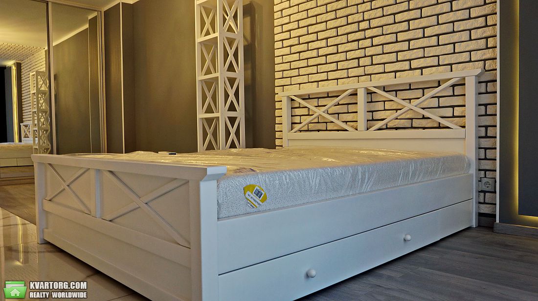 Rent out 1-room apartment. Киев,  Антоновича — photo 4
