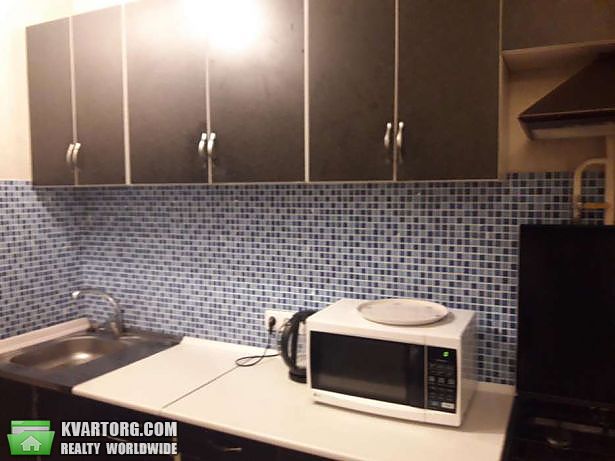 Rent out 2-room apartment. Киев,  Бажана — photo 8