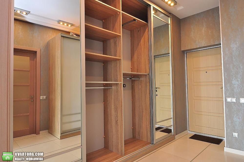 Rent out 1-room apartment. Киев,  Соломенская — photo 3