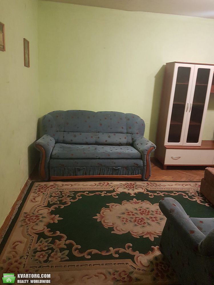 Rent out 2-room apartment. Киев,  Луначарского — photo 4