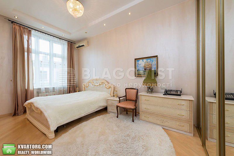 Rent out 2-room apartment. Киев,  Банковая — photo 2