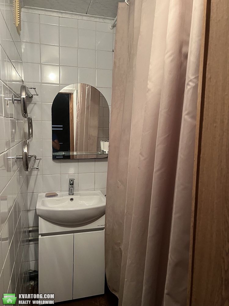Rent out 2-room apartment. Киев, Демеевская — photo 4