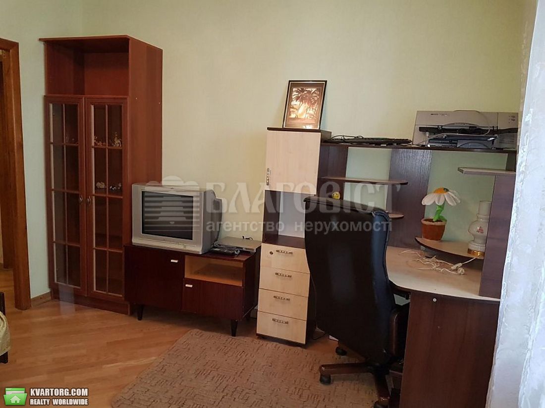 Rent out 3-room apartment. Киев,  метро "Харьковская" — photo 8