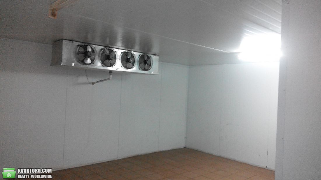 Rent out warehouse. Киев,  Бурмистенко — photo 1