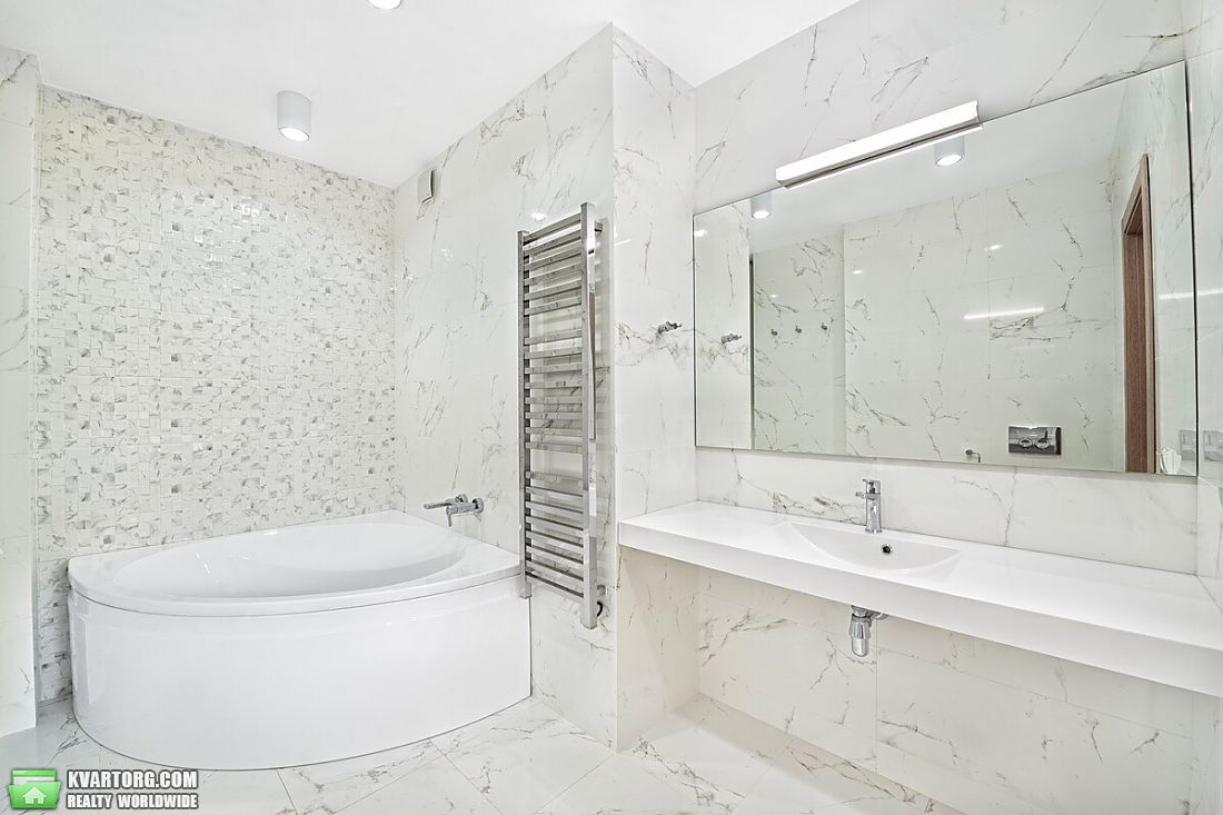 Rent out 2-room apartment. Киев, Сикорського — photo 9