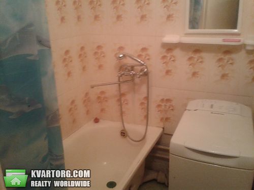Rent out 2-room apartment. Киев, Булаховского — photo 2