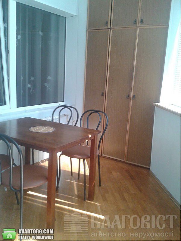 Sell 3-room apartment. Киев,  Срибнокильская — photo 7