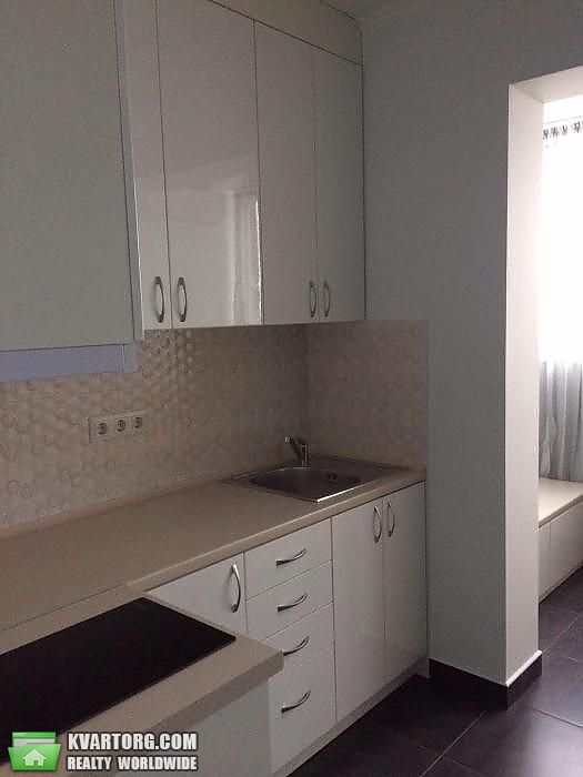 Sell 1-room apartment. Киев,  Межевая — photo 8