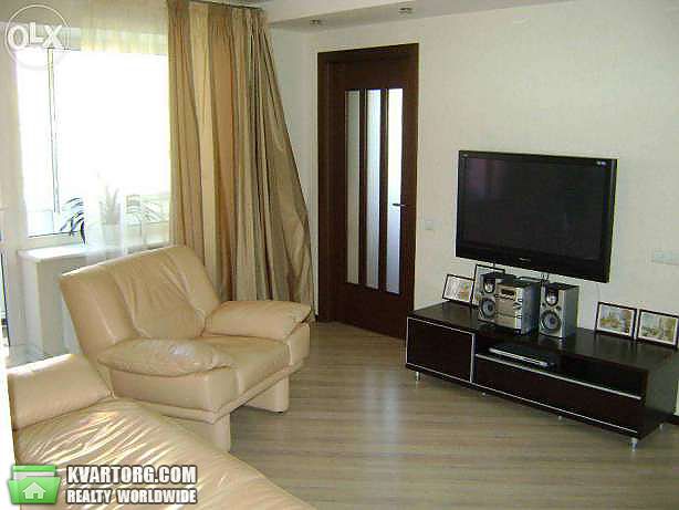 Rent out 3-room apartment. Киев,  Большая Васильковская — photo 1
