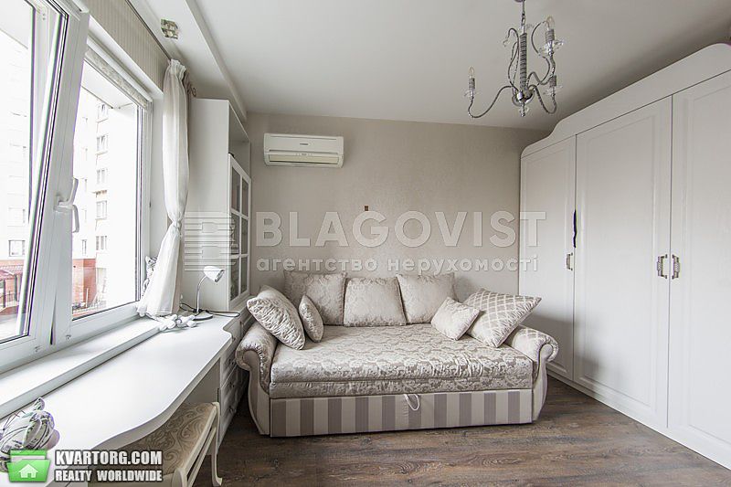 Sell 3-room apartment. Киев,  Урловская — photo 6