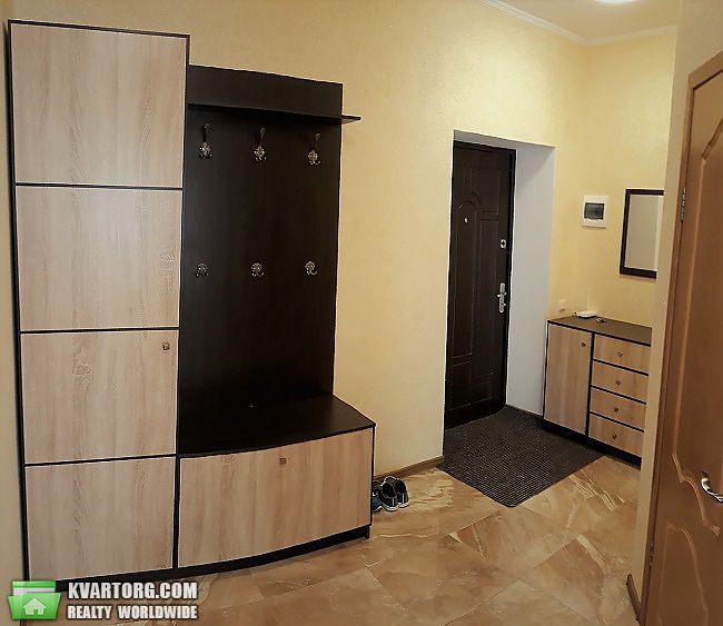 Rent out 2-room apartment. Киев, Карпа Валовня — photo 8