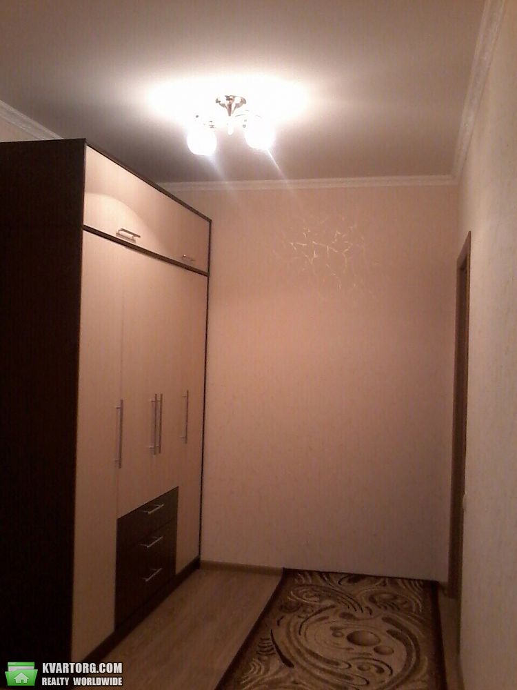 Rent out 2-room apartment. Киев, Перова — photo 1
