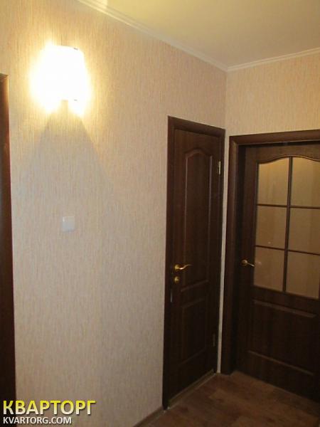 Rent out 2-room apartment. Киев, Ващенко — photo 5