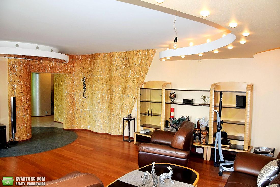 Sell 4-room apartment. Киев, Героев Сталинграда просп. — photo 2