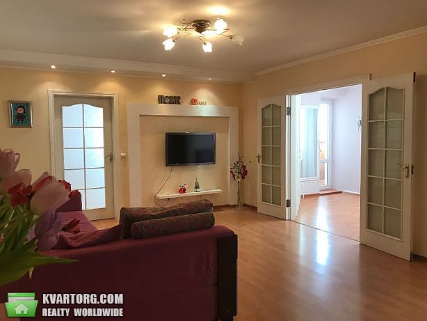 Sell 3-room apartment. Киев,  Бажана — photo 3