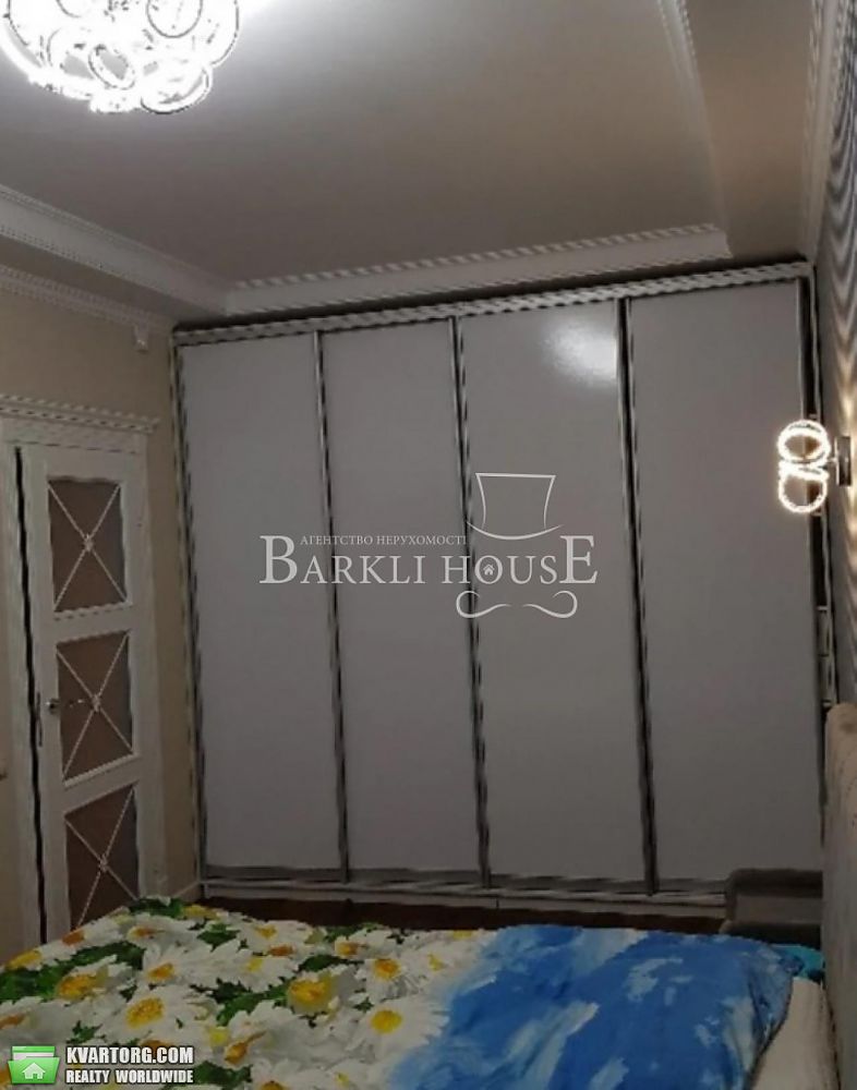 Rent out 2-room apartment. Киев, луценко — photo 6
