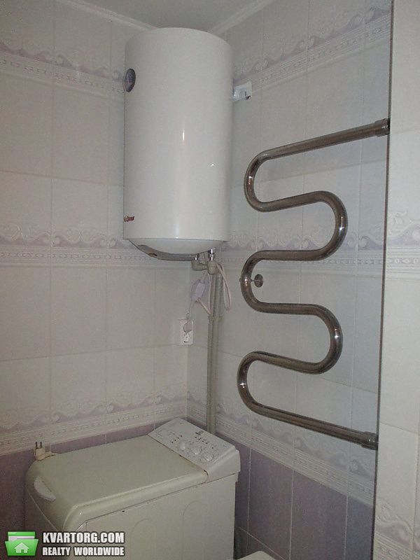 Sell 3-room apartment. Киев,  Приречная — photo 9