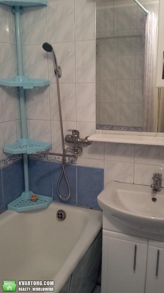 Rent out 1-room apartment. Киев,  Героев Сталинграда пр — photo 8