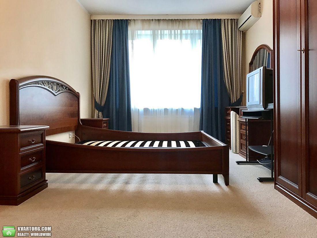 Rent out 3-room apartment. Киев, Леси Украинки бульв. — photo 5