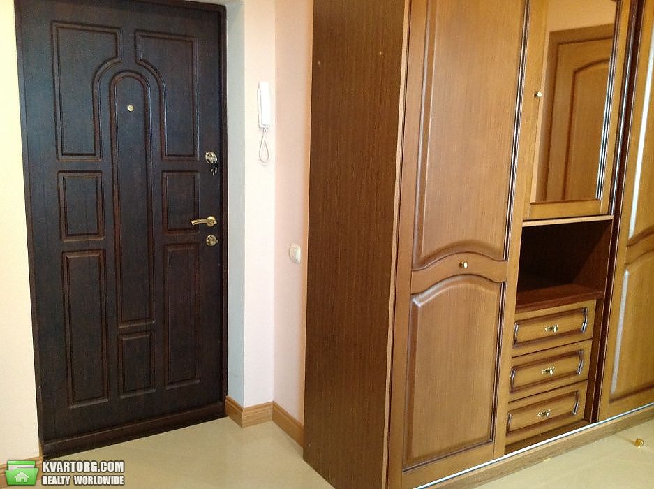 Rent out 1-room apartment. Киев, Голосеевская — photo 5