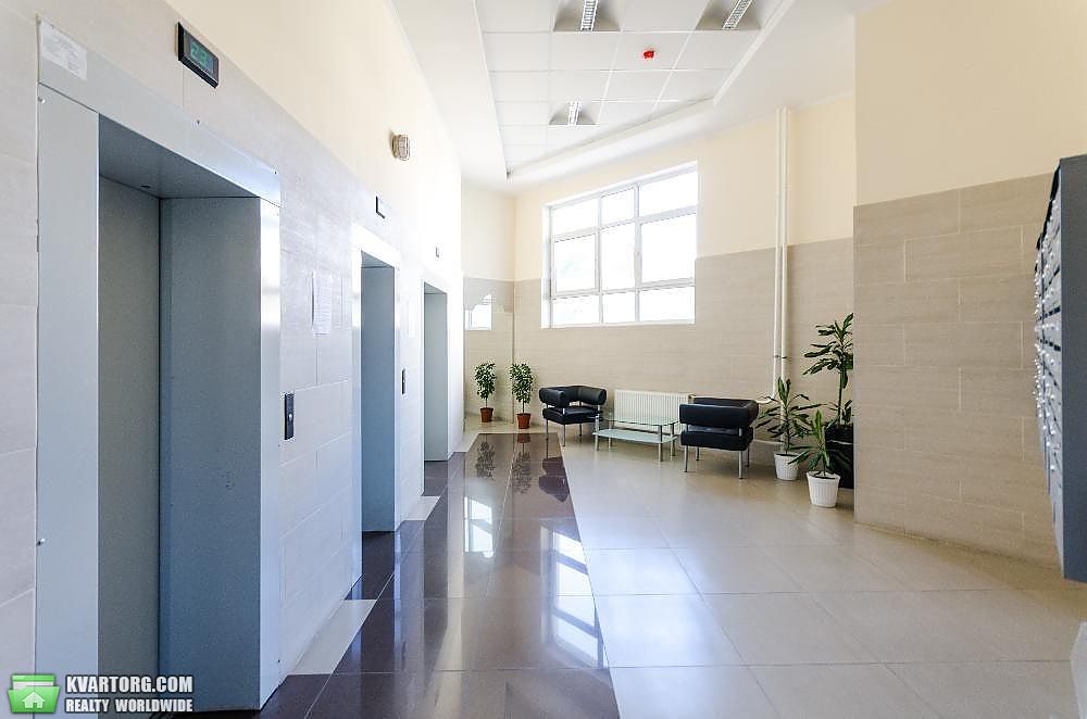 Rent out 3-room apartment. Киев,  Щорса — photo 6