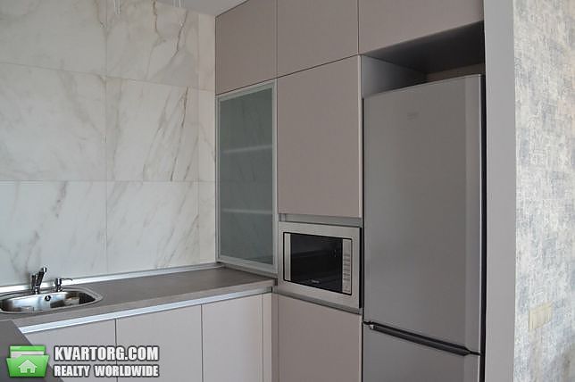 Rent out 2-room apartment. Киев,  Малиновского — photo 3