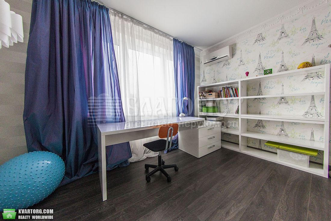 Rent out 3-room apartment. Киев,  Татарская — photo 10