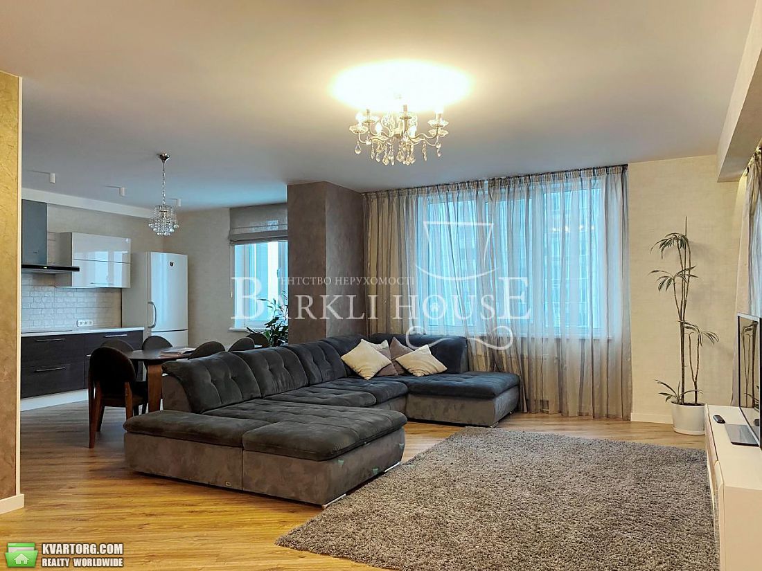Rent out 3-room apartment. Киев,  Днепровская наб — photo 1