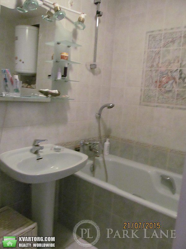 Sell 2-room apartment. Киев, Шелковичная — photo 4