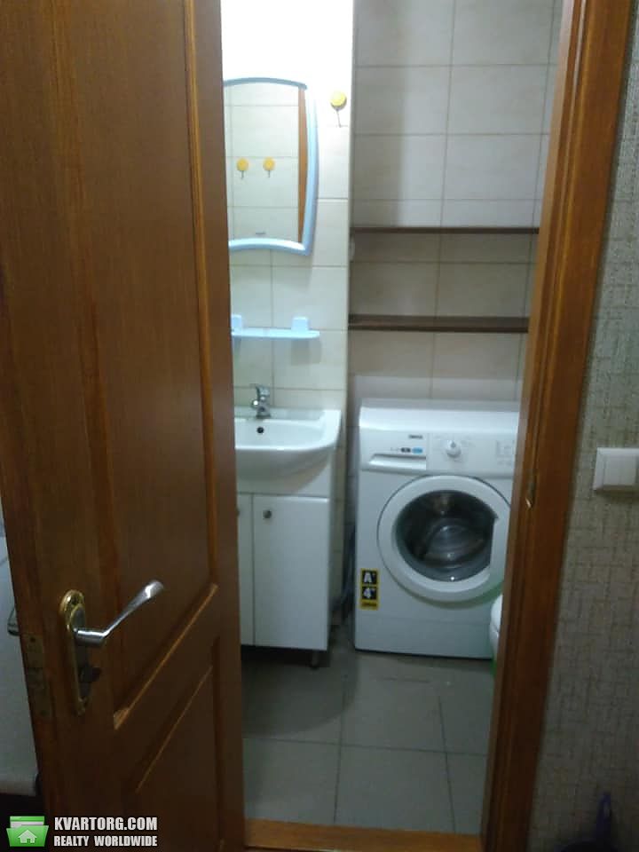 Rent out 1-room apartment. Киев, Университетская — photo 6