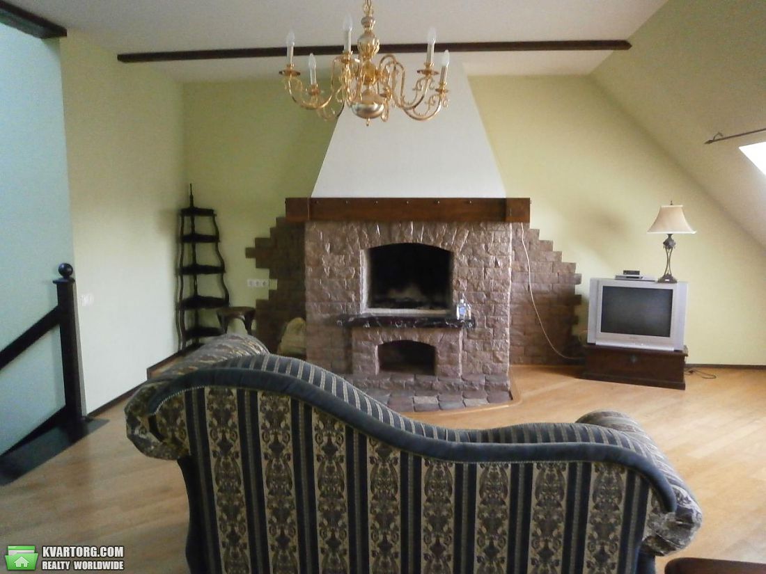 Rent out 4-room apartment. Киев,  Константиновская — photo 1
