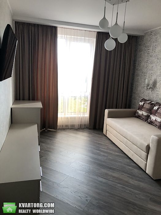 Sell 2-room apartment. Киев,  Метрологическая — photo 1