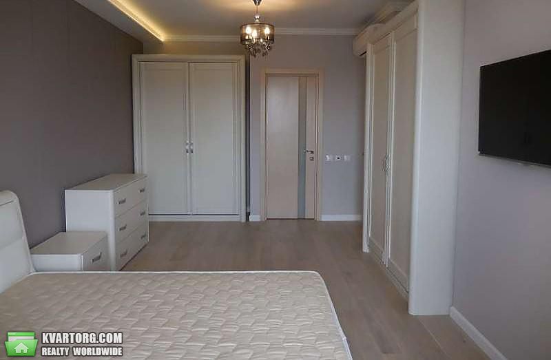 Rent out 3-room apartment. Киев,  Голосеевский пр — photo 4