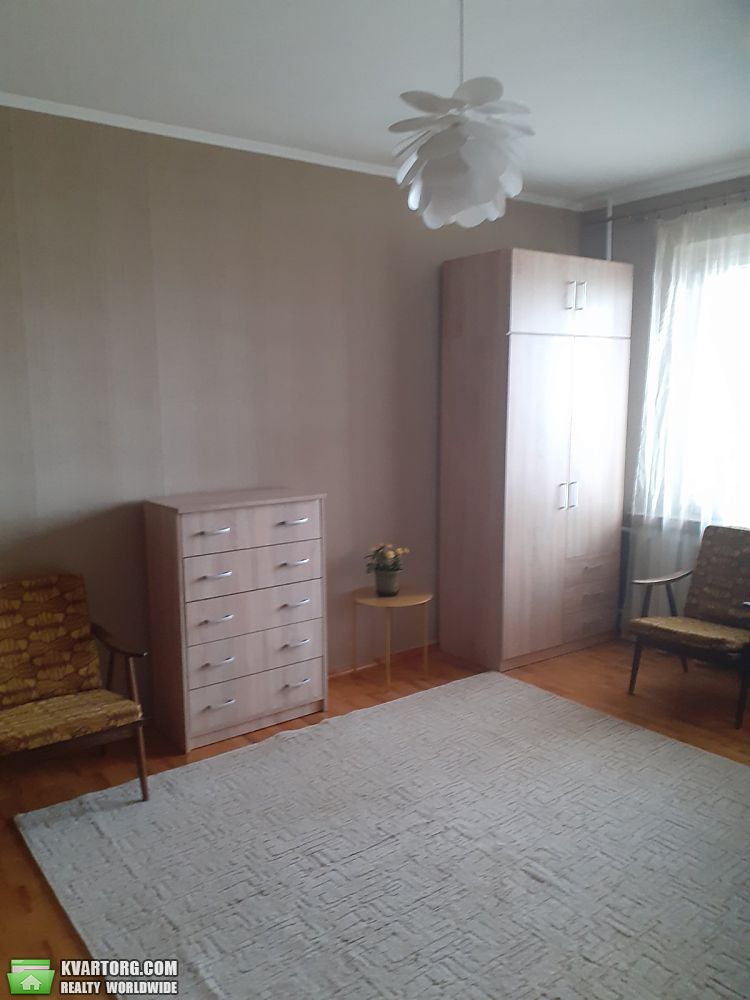 Rent out 1-room apartment. Киев, Райдужна — photo 2