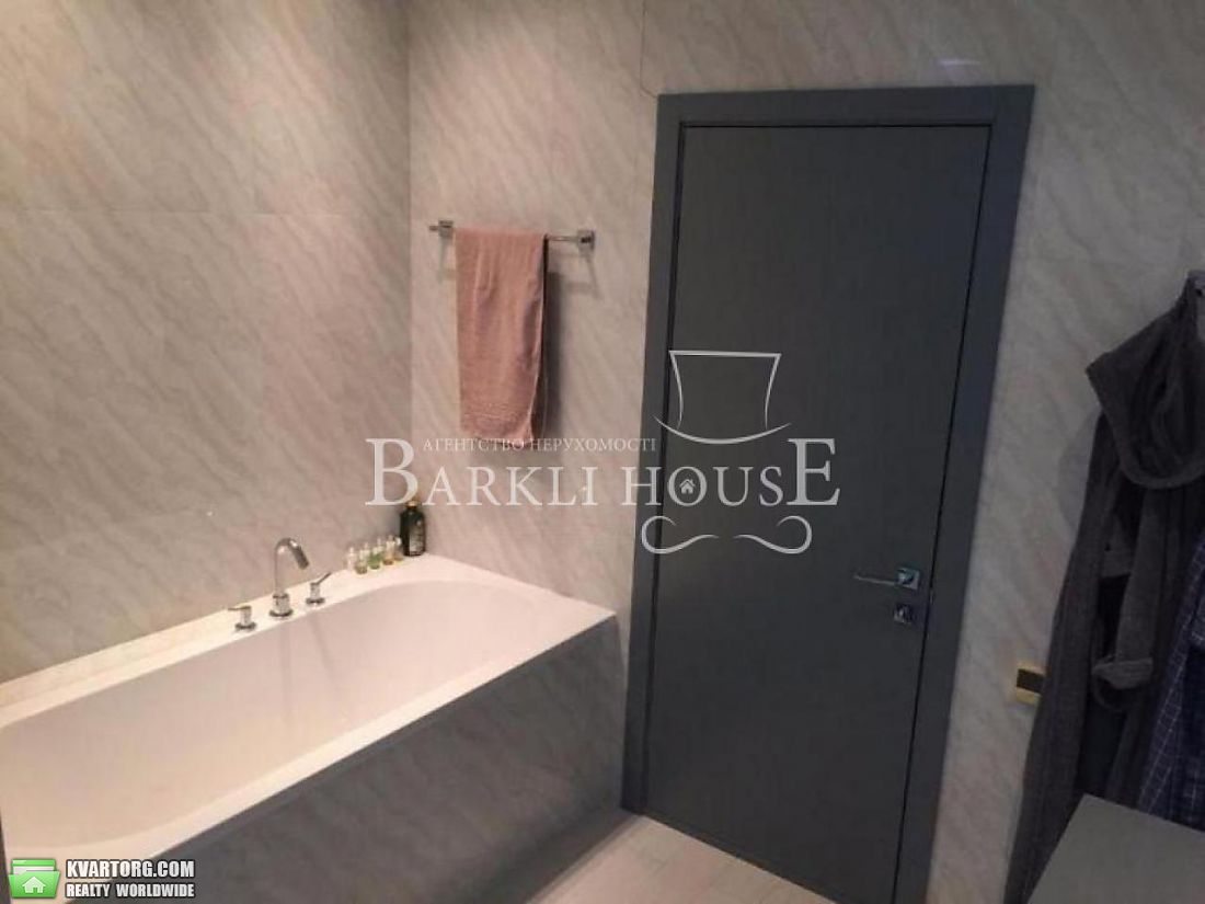 Rent out 2-room apartment. Киев,  Гончара — photo 8