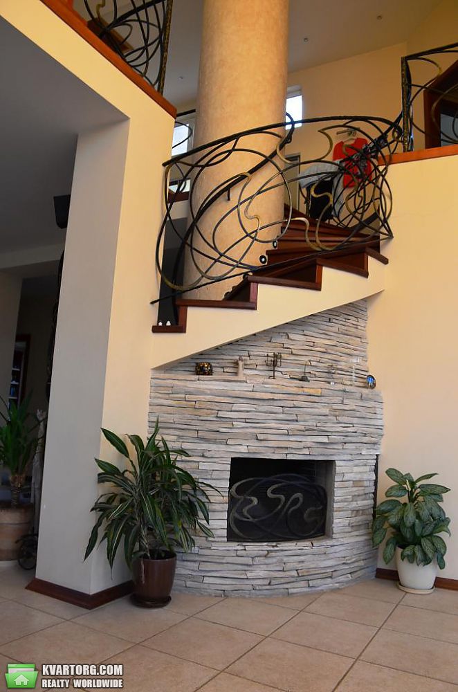 Rent out house. Киев,  Каменяров — photo 3