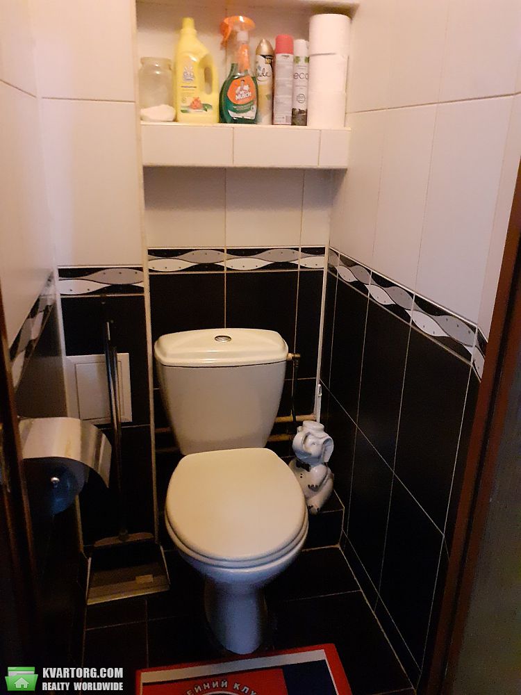 Rent out 2-room apartment. Киев,  Миропольская — photo 8