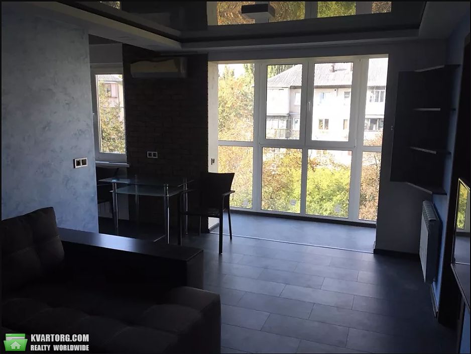 Rent out 2-room apartment. Киев,  Туполева — photo 4