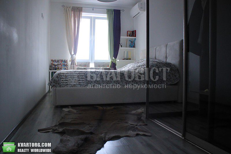 Sell 2-room apartment. Киев,  Драгомирова — photo 2