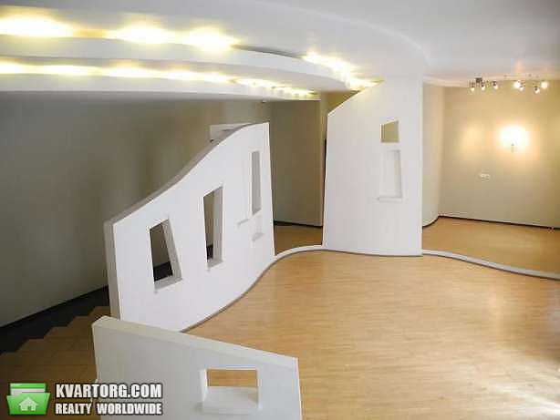 Rent out office. Киев,  Верхний Вал — photo 1