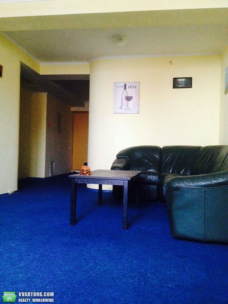 Sell 2-room apartment. Киев,  Амосова — photo 2