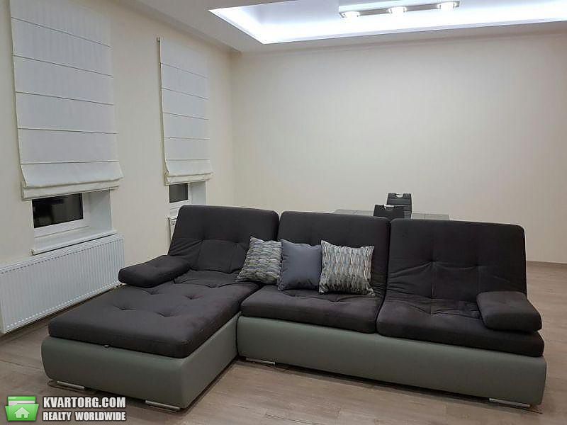 Rent out 3-room apartment. Киев, Успешная — photo 1