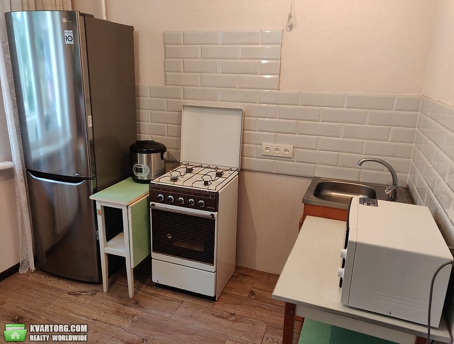 Sell 1-room apartment. Киев,  Свободы пр — photo 1