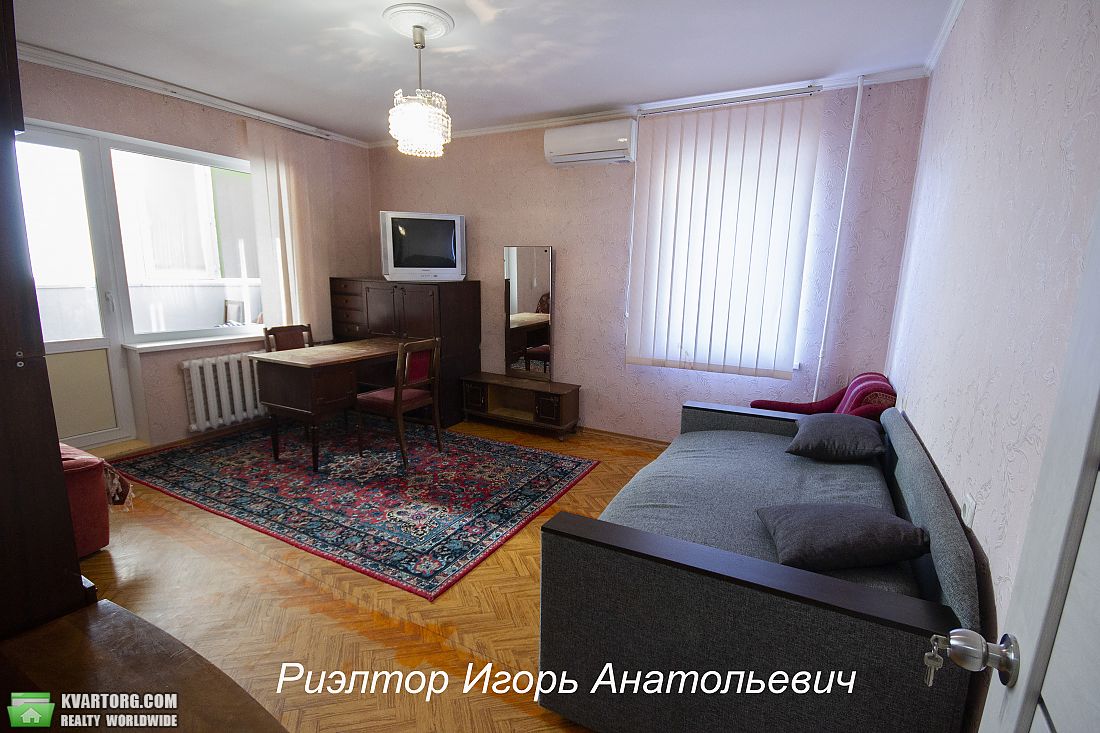 Rent out 1-room apartment. Одесса, Евгения Чикаленко — photo 4