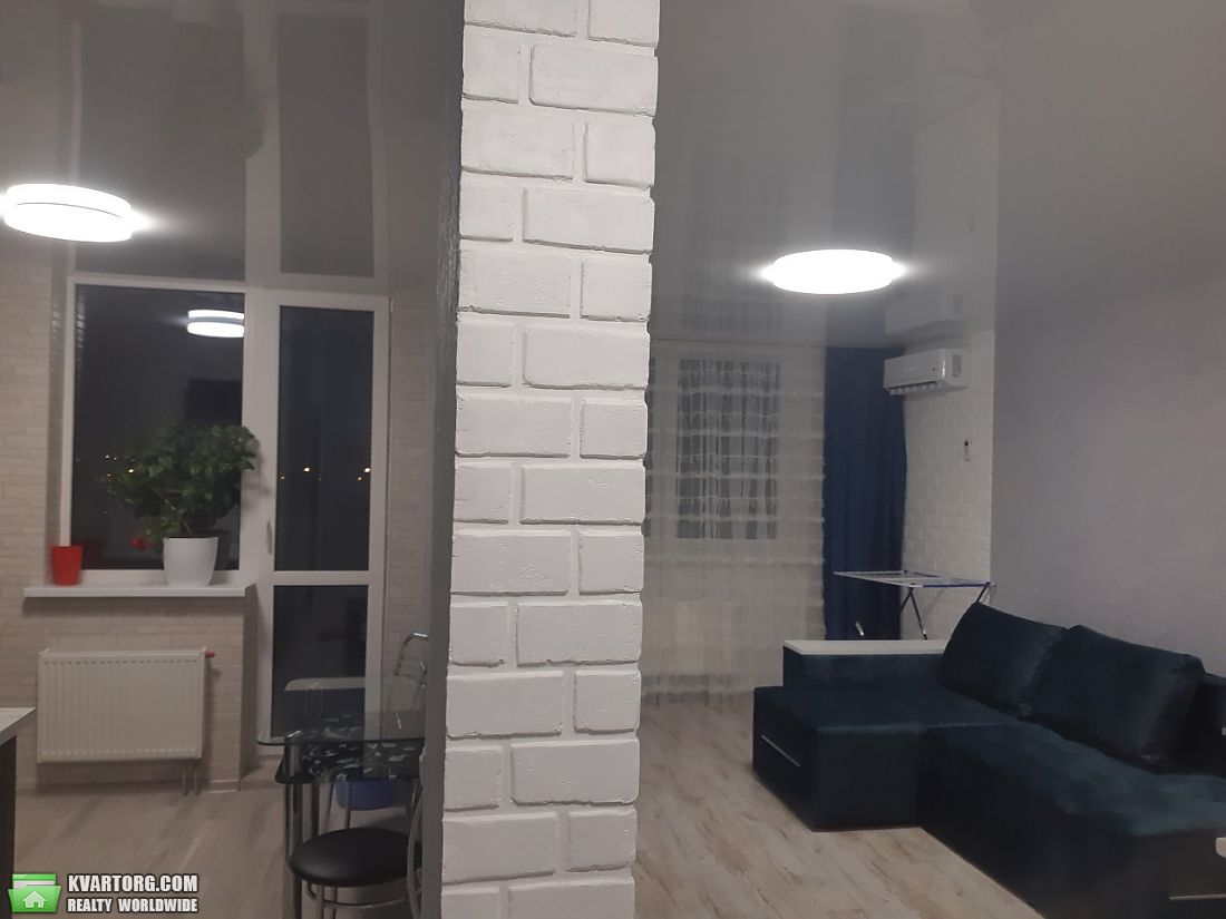 Sell 1-room apartment. Киев,  Крушельницкой — photo 4