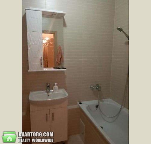 Rent out 1-room apartment. Киев,  Трутенко — photo 4