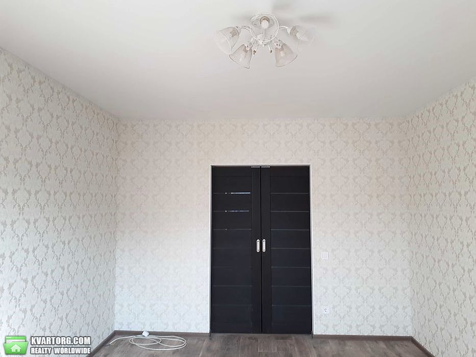 Sell 3-room apartment. Киев,  Тростянецкая — photo 1