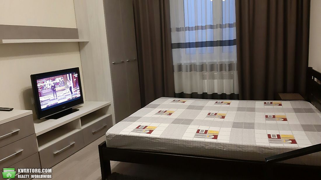 Rent out 1-room apartment. Киев, Кондратюка — photo 6